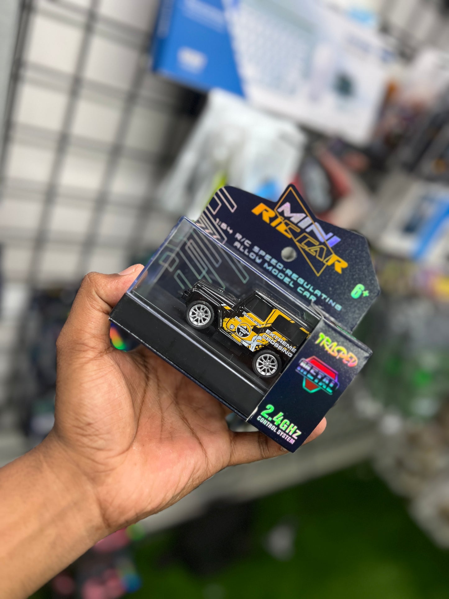 1967 Toyota Land Cruiser Mini Diecast RC Car | Remote & App Control, 3 Speed Mode