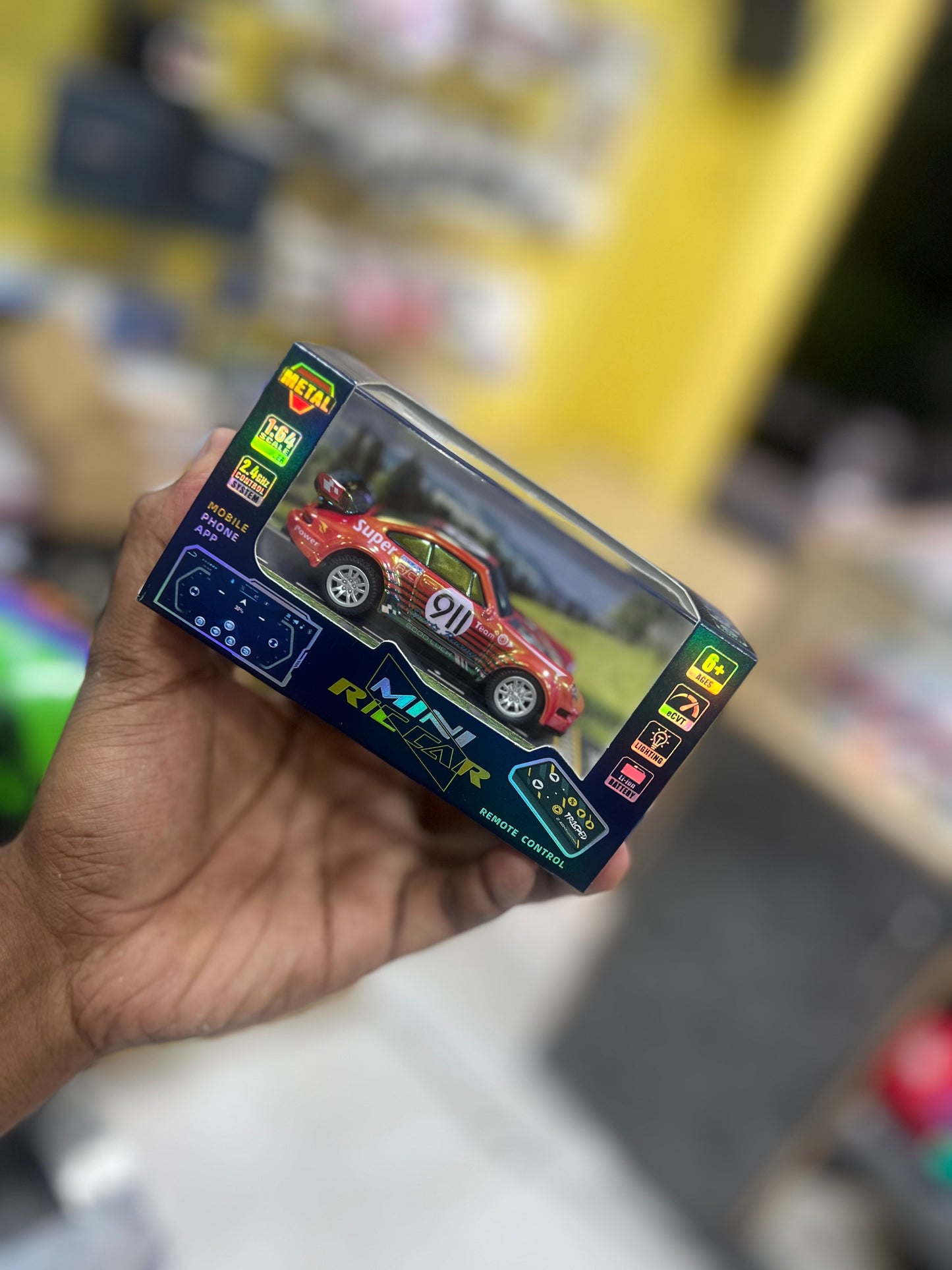 Porshce 911 GT3RS Mini Diecast RC Car | Remote & App Control, 3 Speed Mode