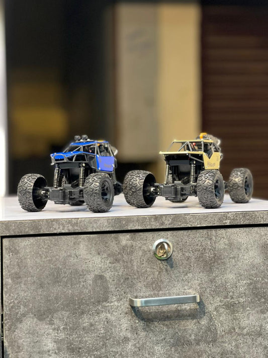 1:18 Scale Rock Crawler Monster Truck | 2WD Metal Body Off-Road Toy Buggy