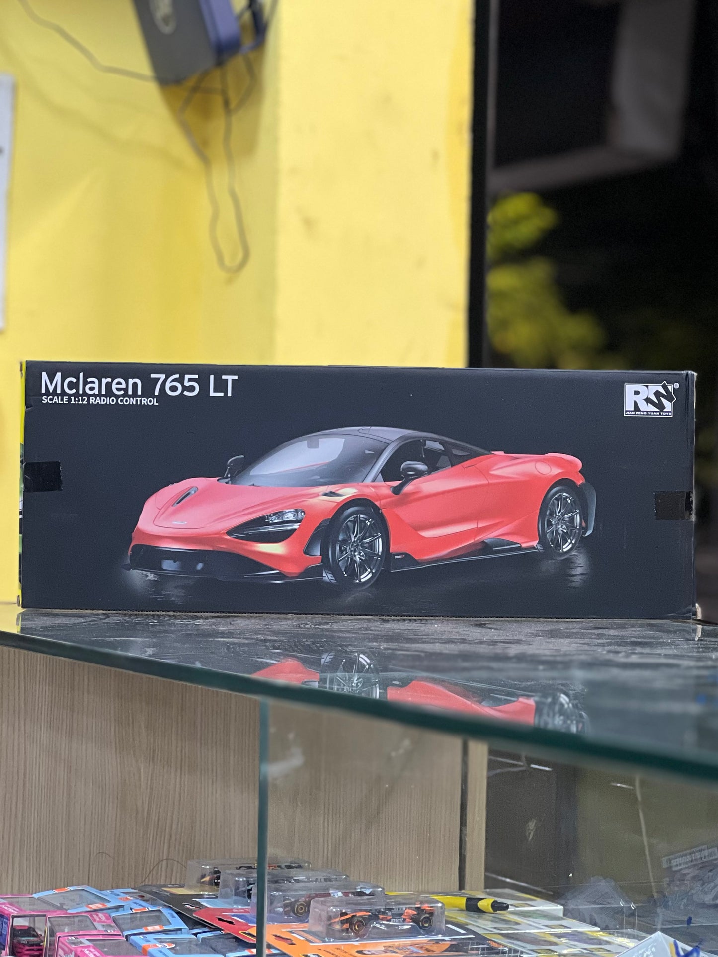 Officially Licensed 1:12 Scale 7.4V RC McLaren-Style Remote Control Car with Headlights – Fast 12 km/h Model Toy for Kids & Collectors