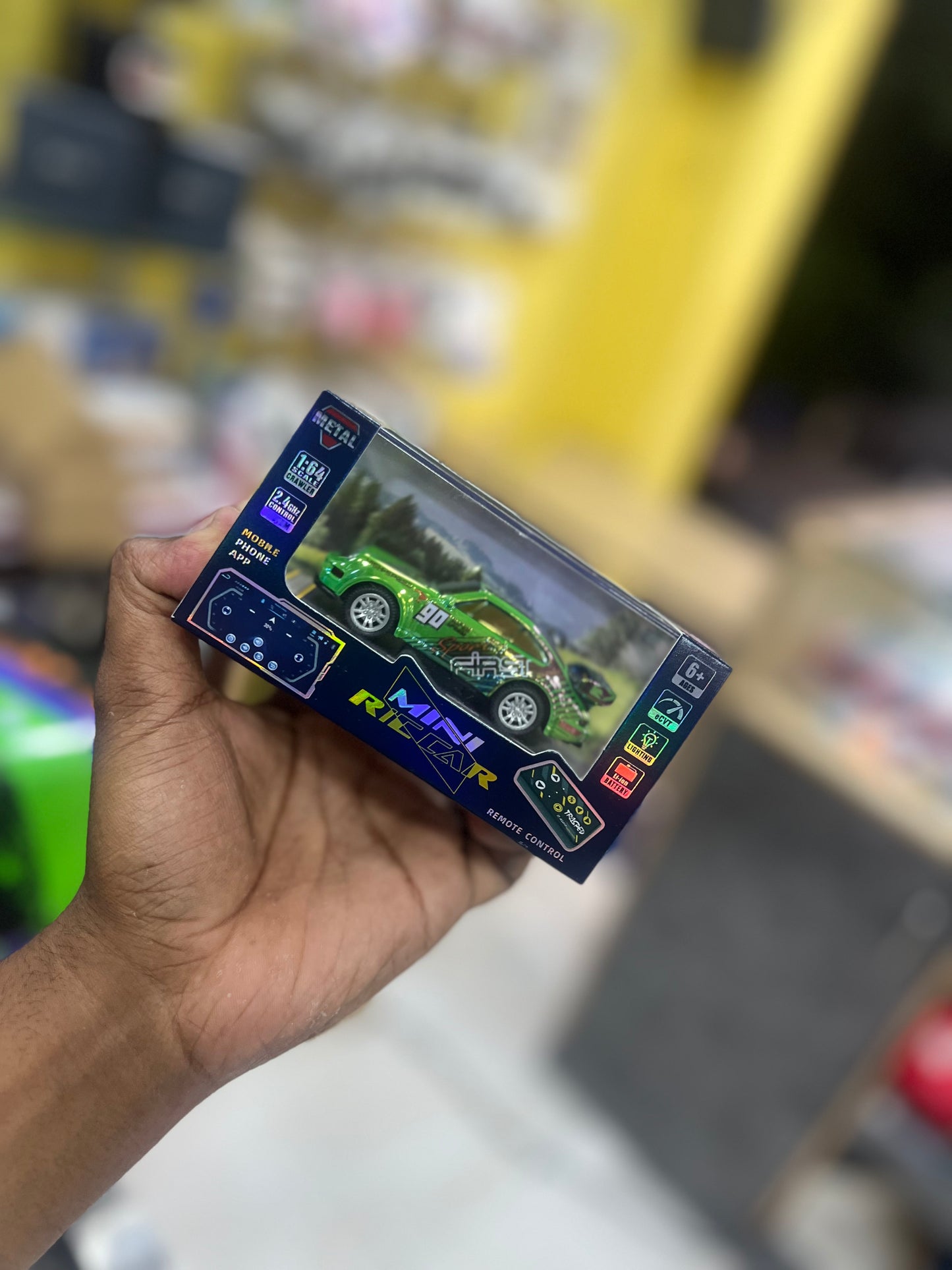 Porshce 911 GT3RS Mini Diecast RC Car | Remote & App Control, 3 Speed Mode
