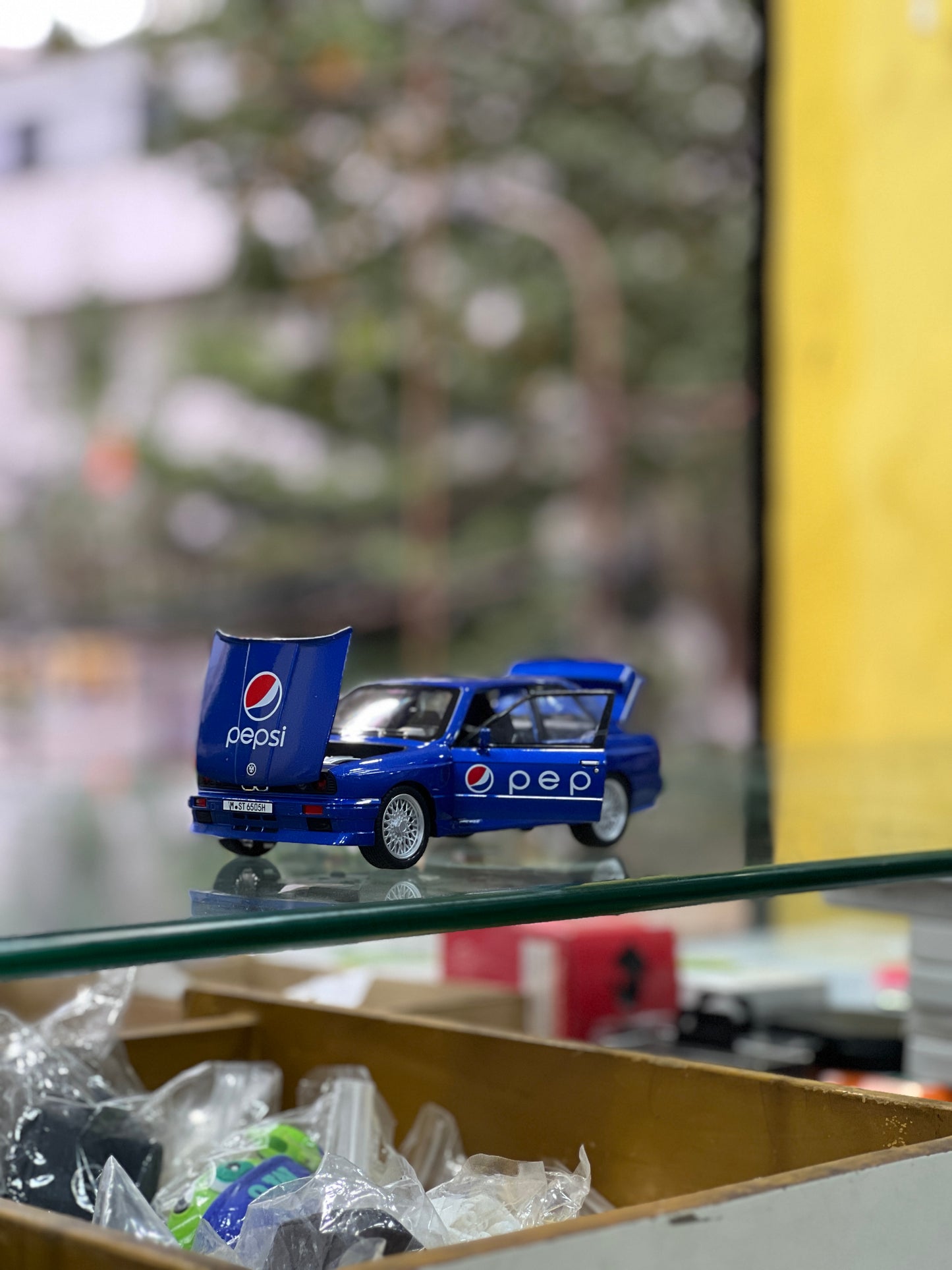 Pepsi Edition BMW M3 E30 Diecast Model