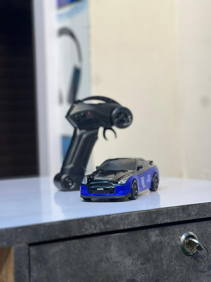 1:18 Scale Drift Racing RC Car | Drift & Rally Tires, LED Lights, High-Speed Performance