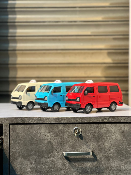 Tata Omni Diecast Taxi Edition | Manual Door Opening & Spray Finish