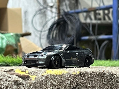 1:43 Scale 4WD Drift RC Car | App Control | 7-Color LED | 15 km/h