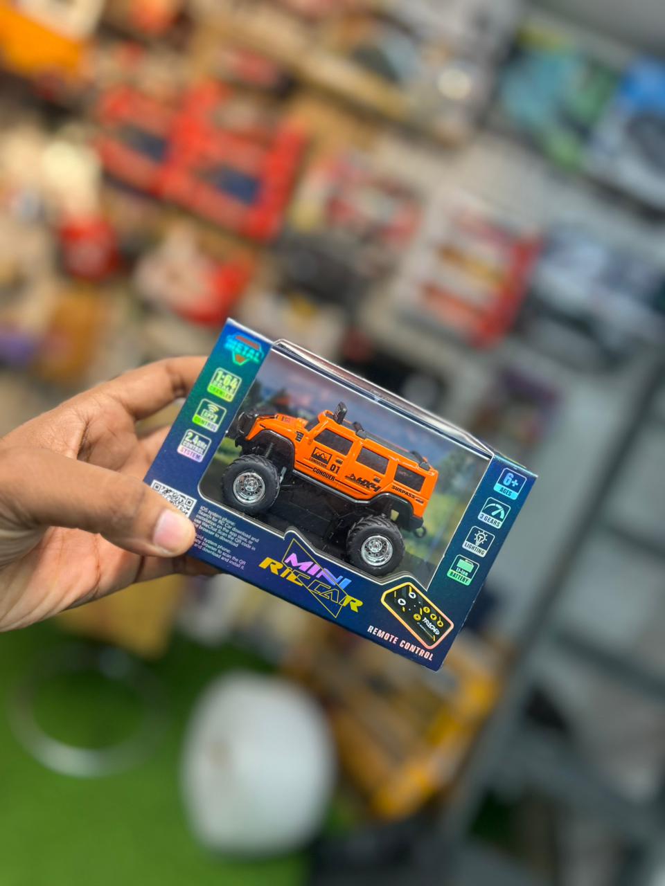 HUMMER H3 WITH EXTENDED SUSPENSION FOR OFFROAD Mini Diecast RC Car | Remote & App Control, 3 Speed Modes, Drift Mode (Copy)