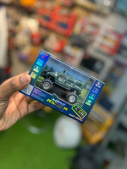 HUMMER H3 WITH EXTENDED SUSPENSION FOR OFFROAD Mini Diecast RC Car | Remote & App Control, 3 Speed Modes, Drift Mode (Copy)